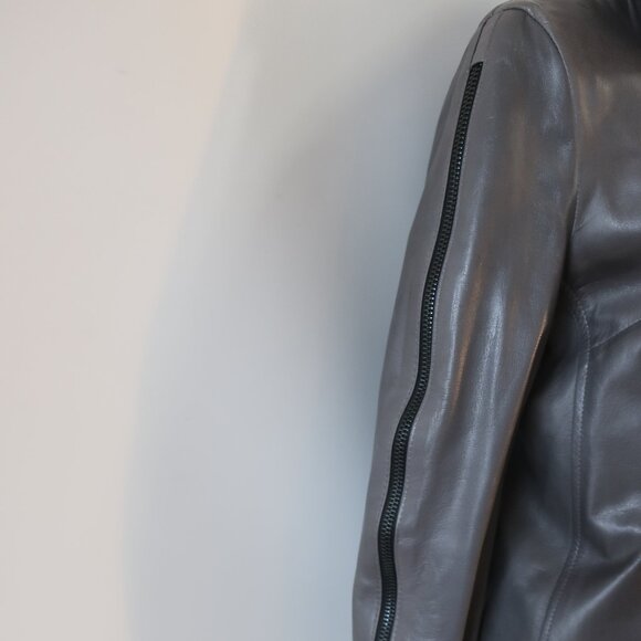 Womens Shari's Place Gray Black Zipper Motif Leather Jacket 8 - Picture 4 of 16